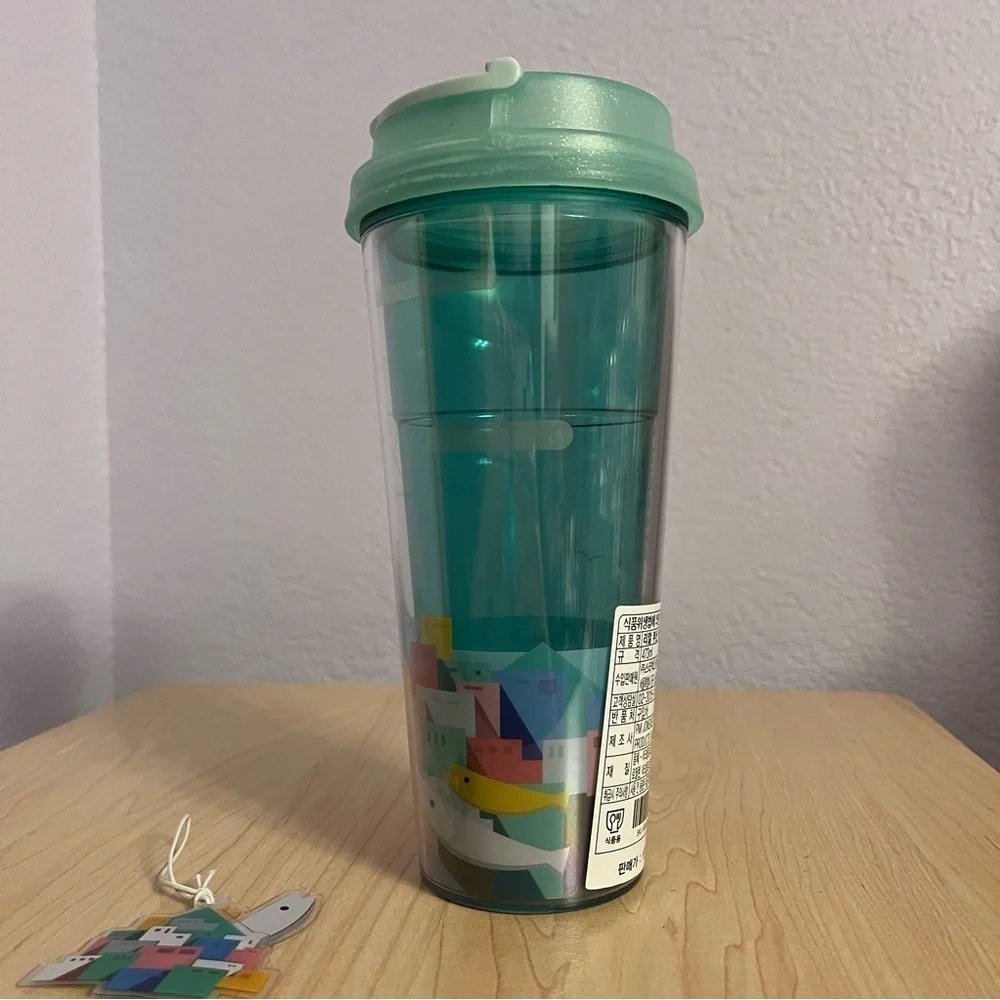 NEW STARBUCKS KOREA Busan Town Traveler Tumbler 16 oz Blue Gamcheon